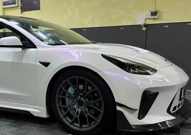 PET-Super Gloss White Purplo
